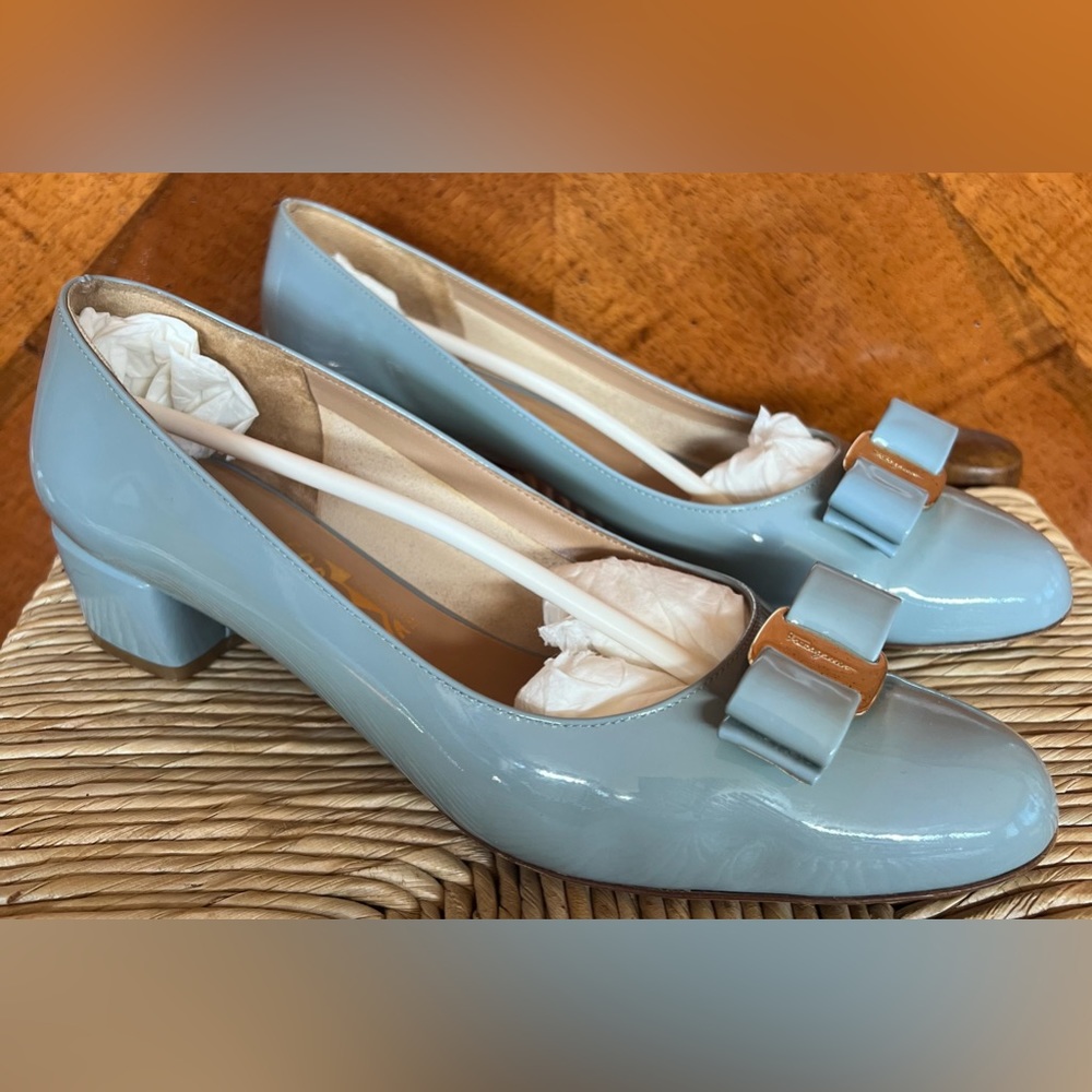 SALVATORE FERRAGAMO ⭐️ PUMPS ⭐️ HOST PICK ⭐️ - Picture 7 of 16